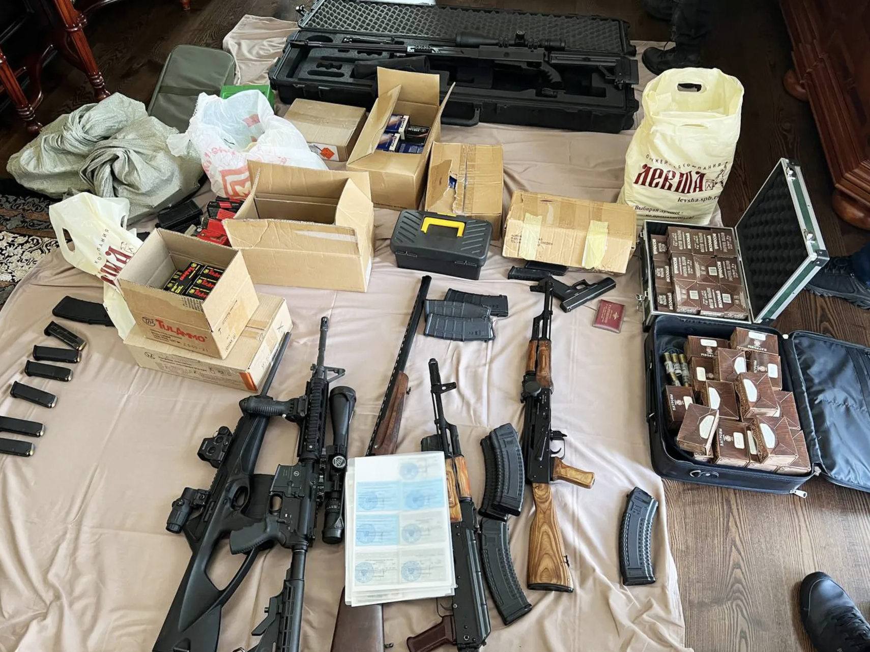 Las armas almacenadas en la casa de Prigojine. 