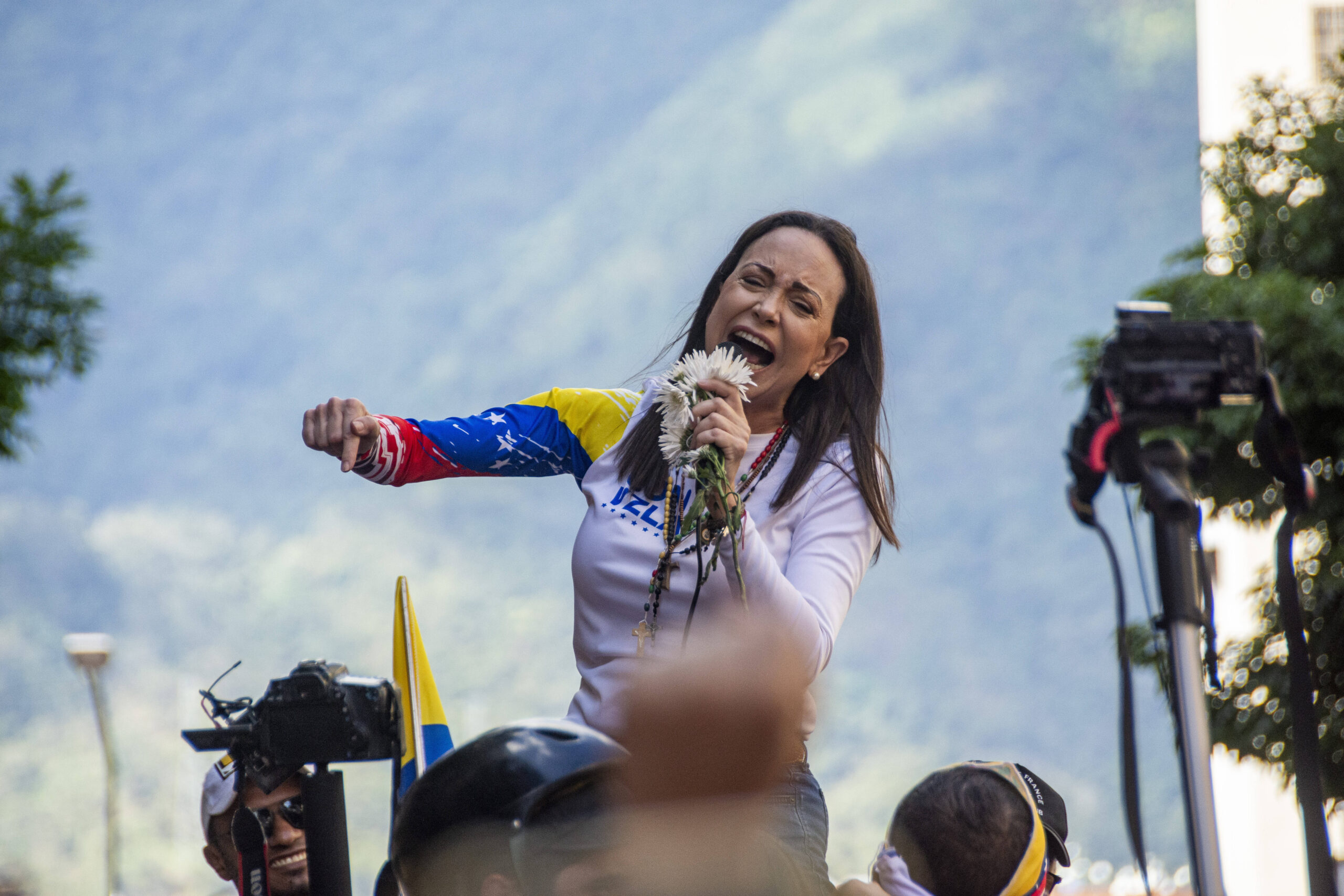 La líder opositora María Corina Machado en una concentración de la oposición en las calles de Caracas, Venezuela, el 10 de enero de 2025. © Jimmy Villalta/VWPics/SIPA