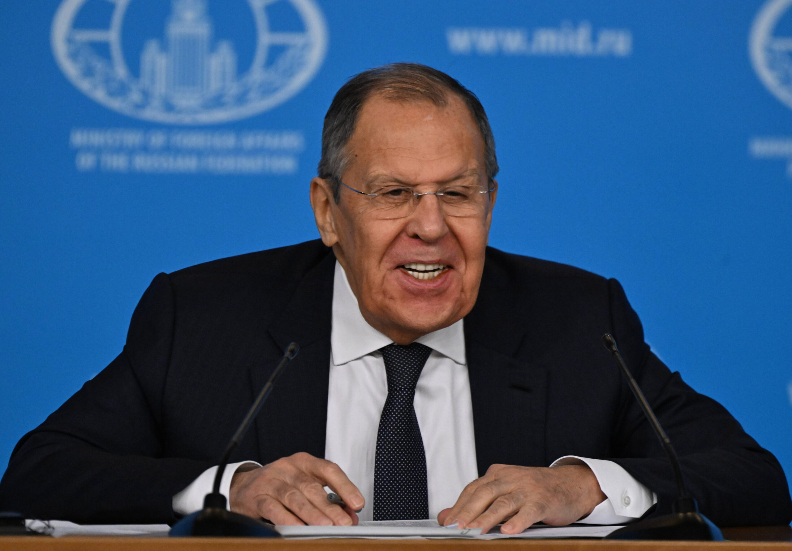 El ministro de Asuntos Exteriores ruso, Serguei Lavrov, en su rueda de prensa sobre el estado de la diplomacia rusa en 2024, en el centro de prensa del Ministerio de Asuntos Exteriores ruso. © Anatoliy Zhdanov/Kommersant Photo