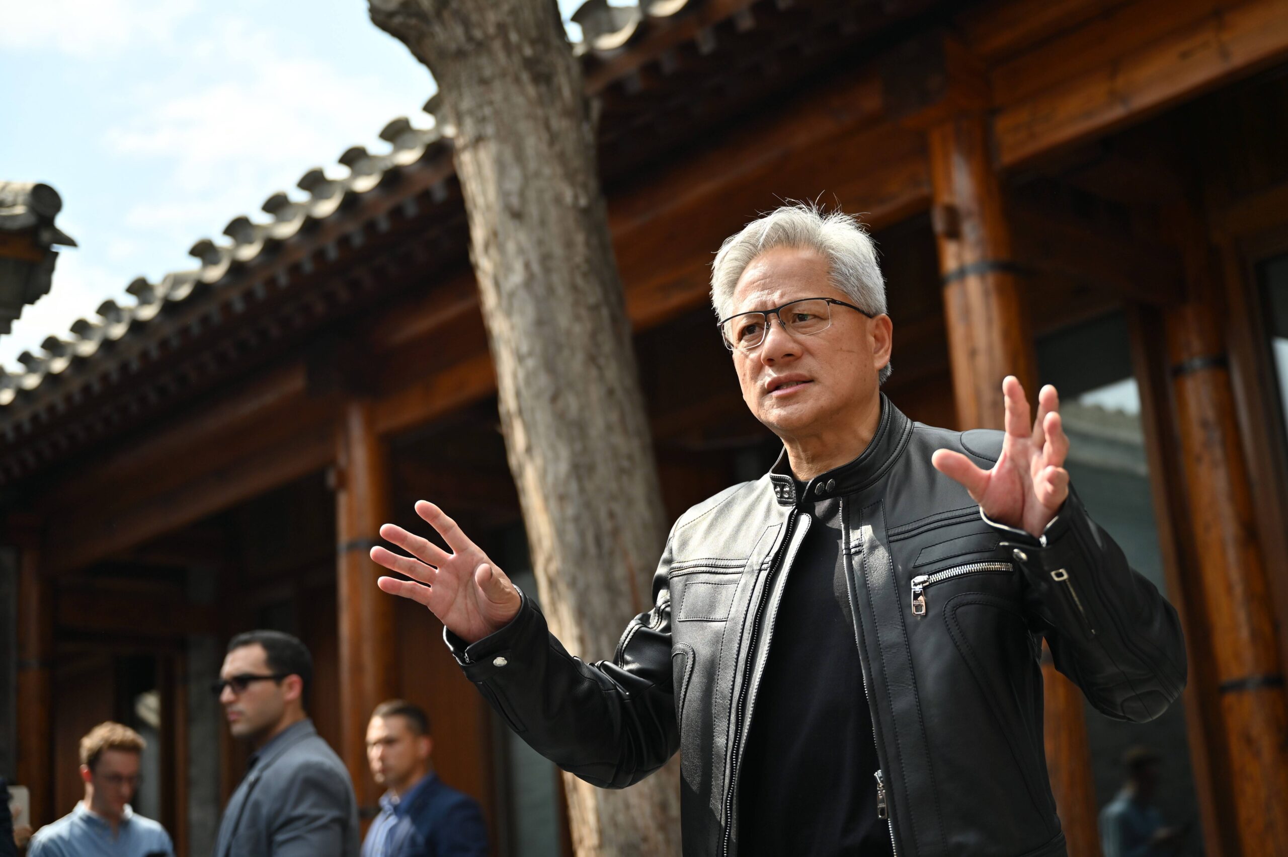 Jensen en China: la diplomacia paralela de NVIDIA entre Pekín y ...