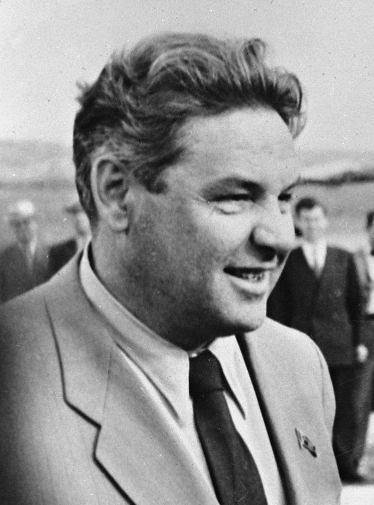 Dmitri Trofimovitch Chepilov fue ministro de Asuntos Exteriores de la Unión Soviética en 1956-1957. Tras la destitución de Molotov por Jrushchov, fue esencialmente un ministro de transición antes de la «era Gromyko».