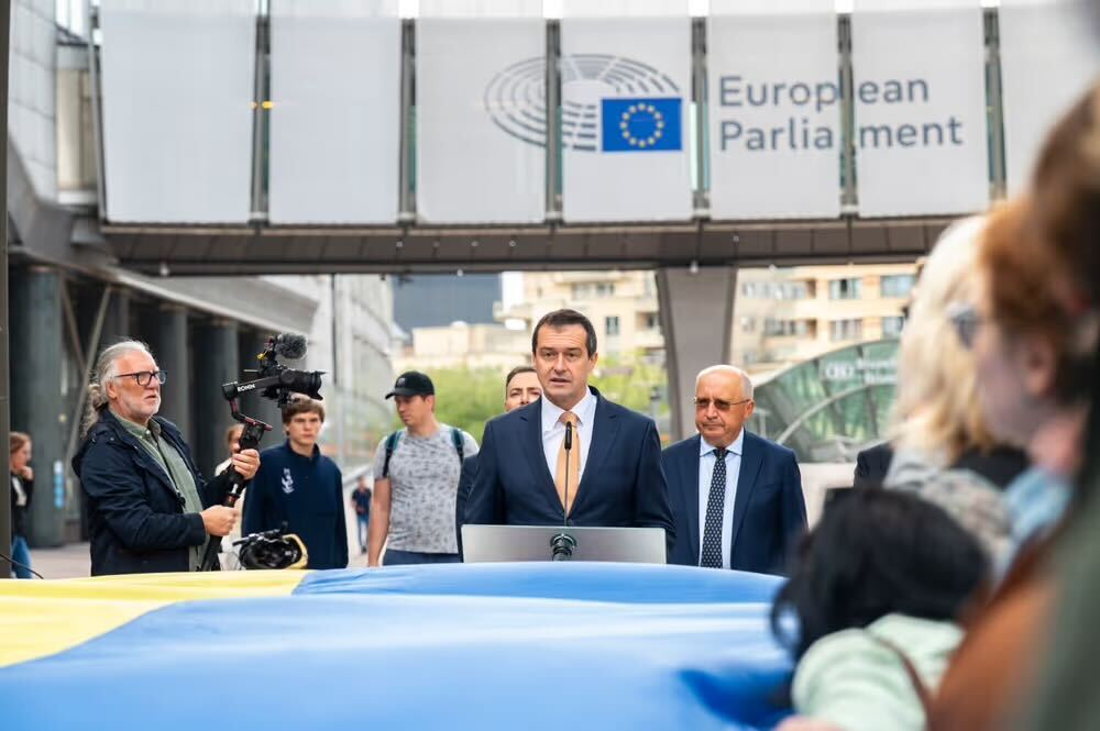 «Para nosotros, cualquier reconocimiento jurídico que obligue a Ucrania a aceptar modificaciones territoriales que comprometan nuestra soberanía es inaceptable».