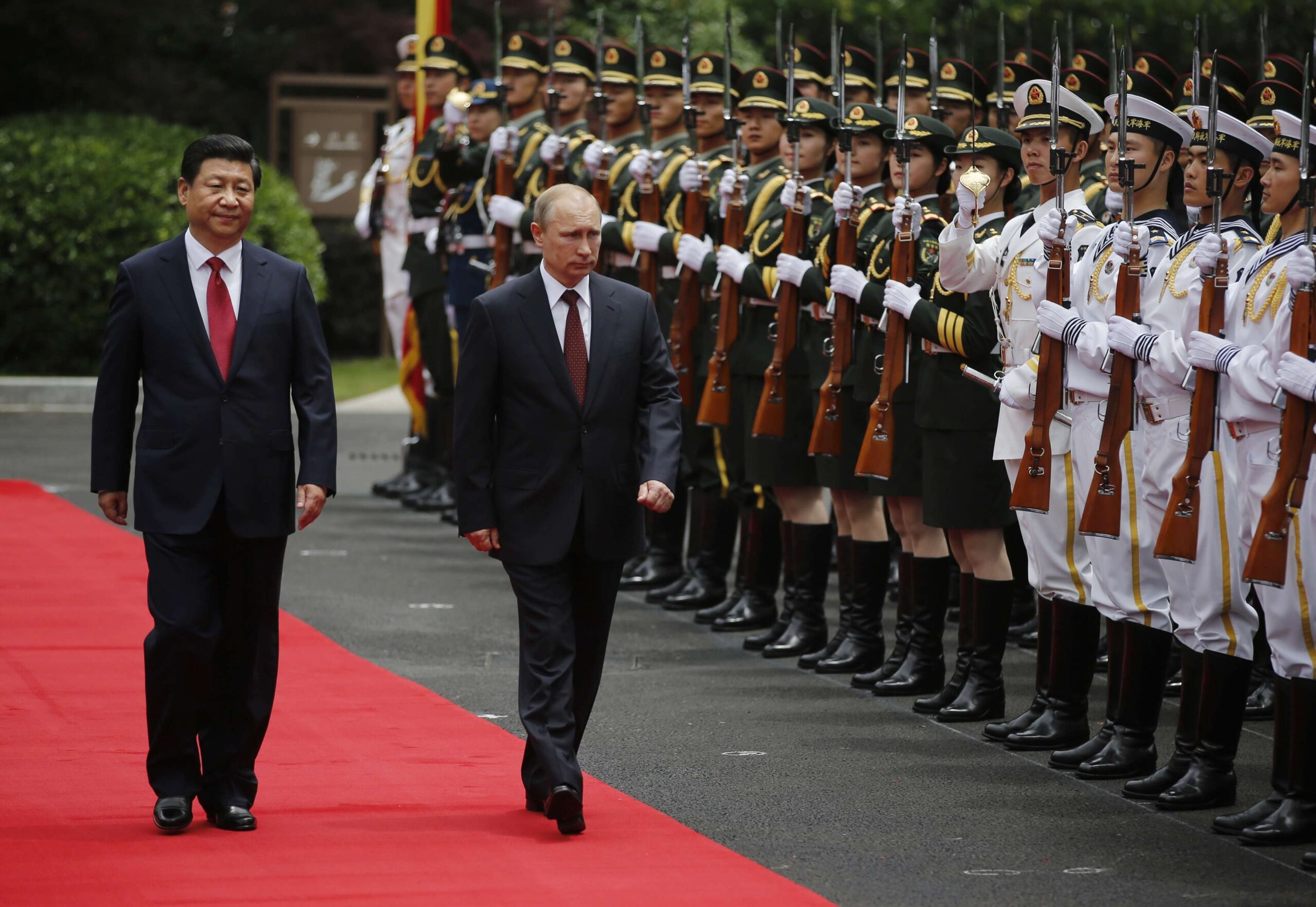 Luego, el 20 de mayo en Shanghái, con motivo de la Cuarta Cumbre de la Conferencia sobre Interacción y Medidas de Confianza en Asia (CICA).