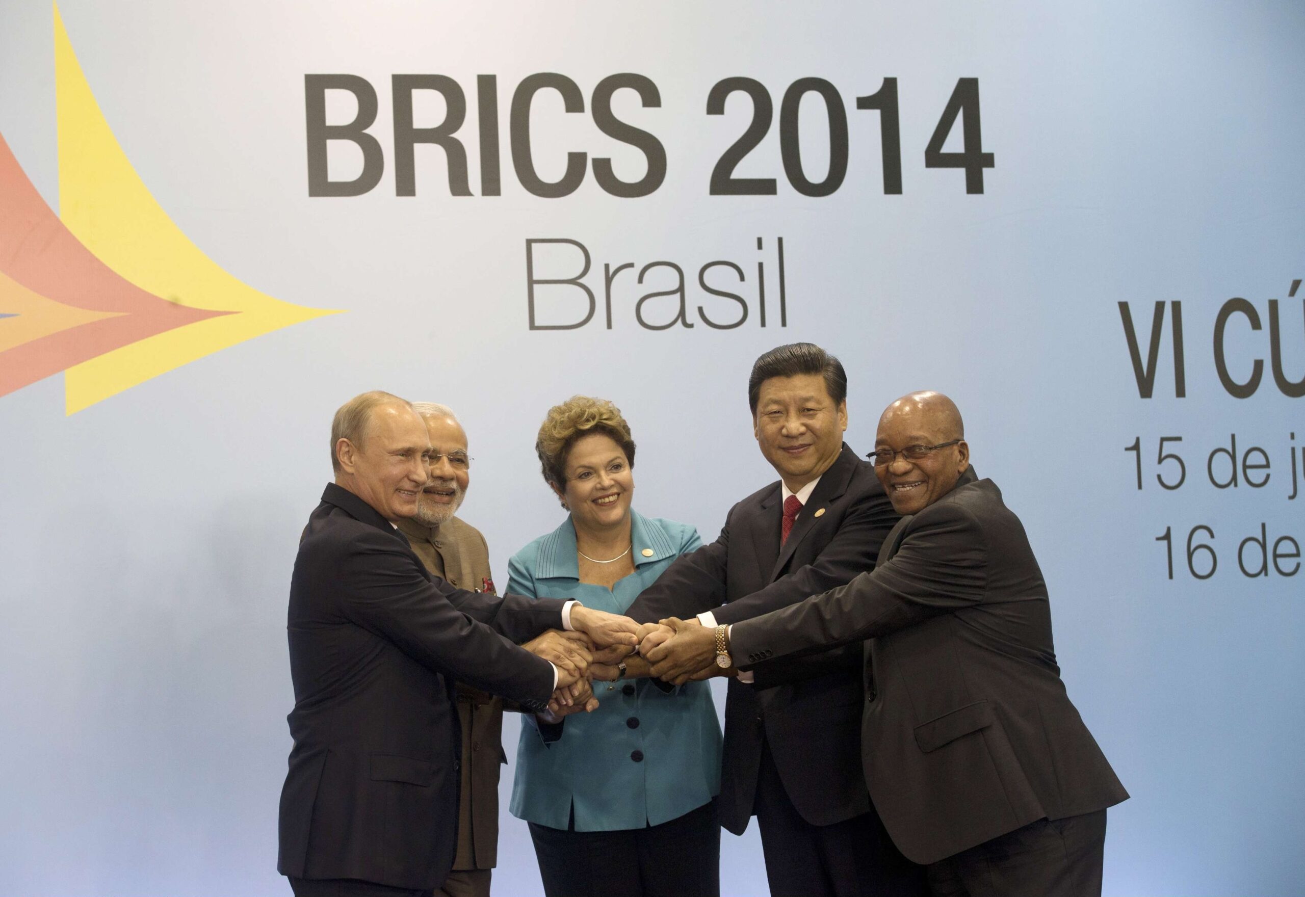 También se habían reunido el 15 de julio en la cumbre de los BRICS en Fortaleza, Brasil.
