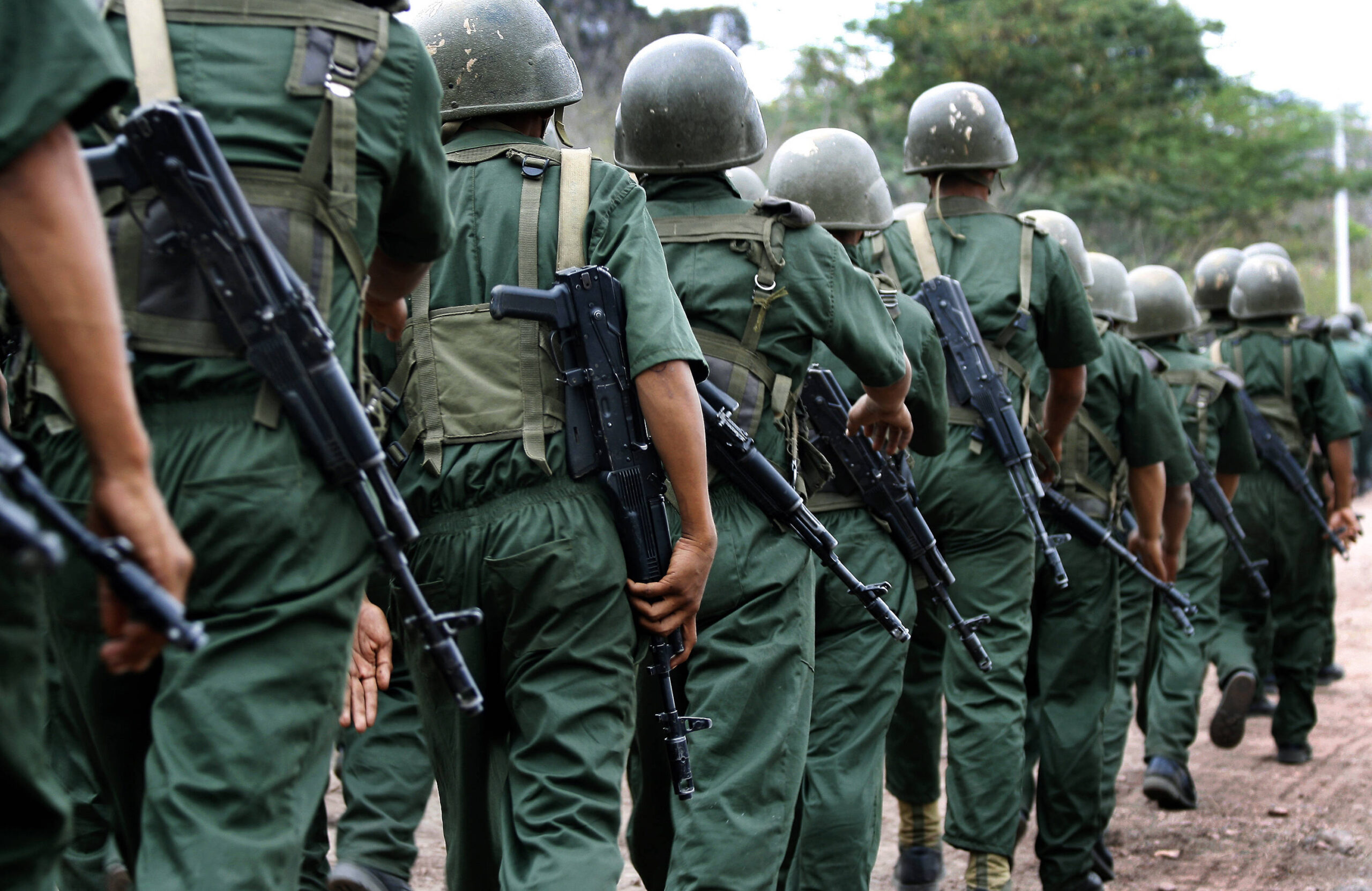 Caracas está organizando estos días unas maniobras militares a gran escala: el ejercicio «Soberanía Caribe» ha sido presentado por el ministro de Defensa, Vladimir Padrino López, como una respuesta directa al «despliegue amenazante y vulgar de buques estadounidenses en el Caribe». © Humberto Matheus/Sipa USA