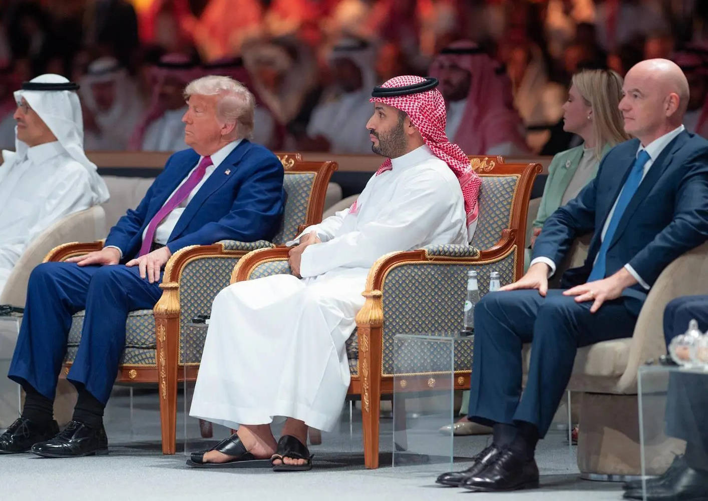 Ese día, Trump hizo que el público ovacionara al presidente de la FIFA en reconocimiento a su relación privilegiada. © Agencia de prensa saudí