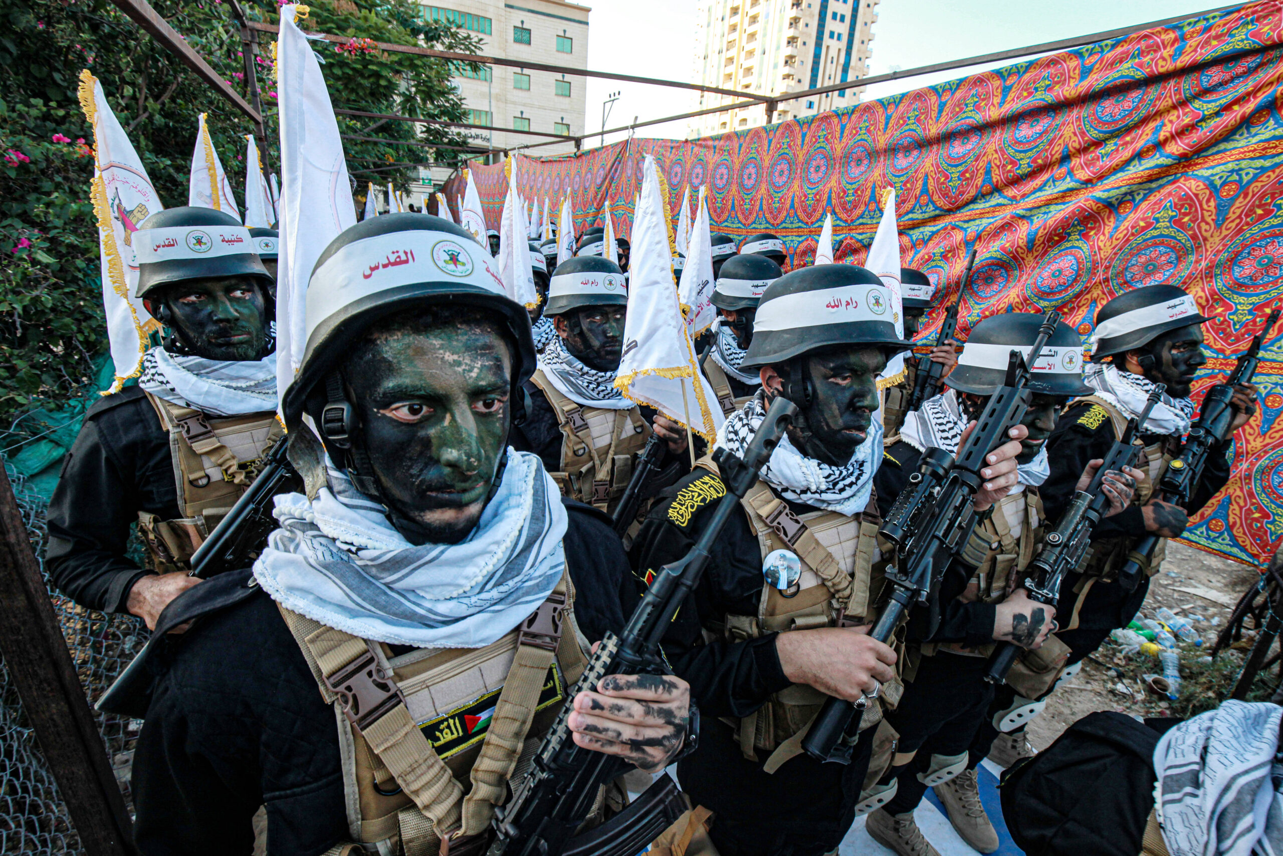 Des militants du Hamas célèbrent l'anniversaire du mouvement. © Apaimages/SIPA