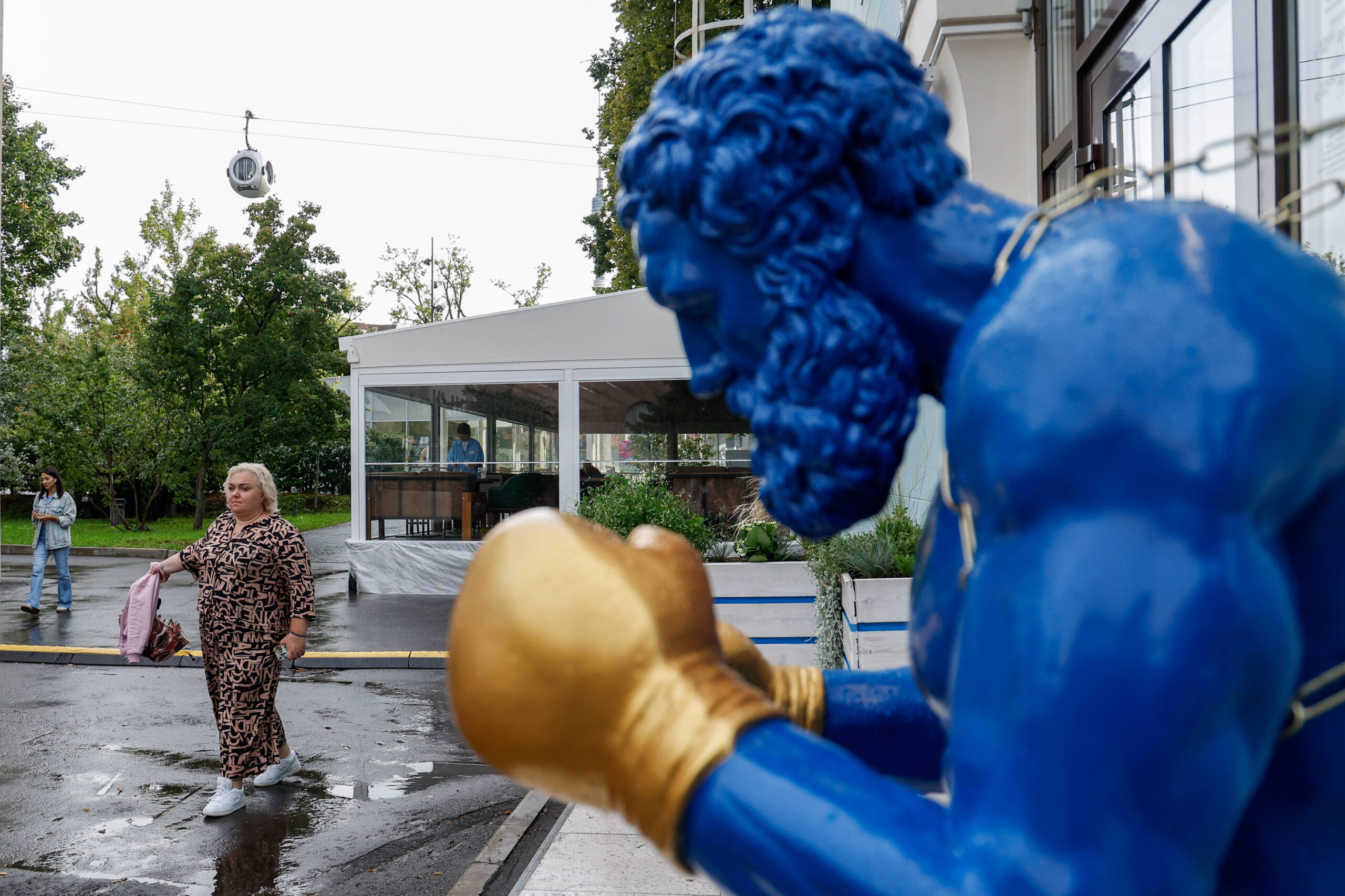 Vue d'une sculpture au centre d'exposition VDNKh. Moscou, Russie, 1er août 2024 © Mikhail Sinitsyn/TASS/Sipa USA