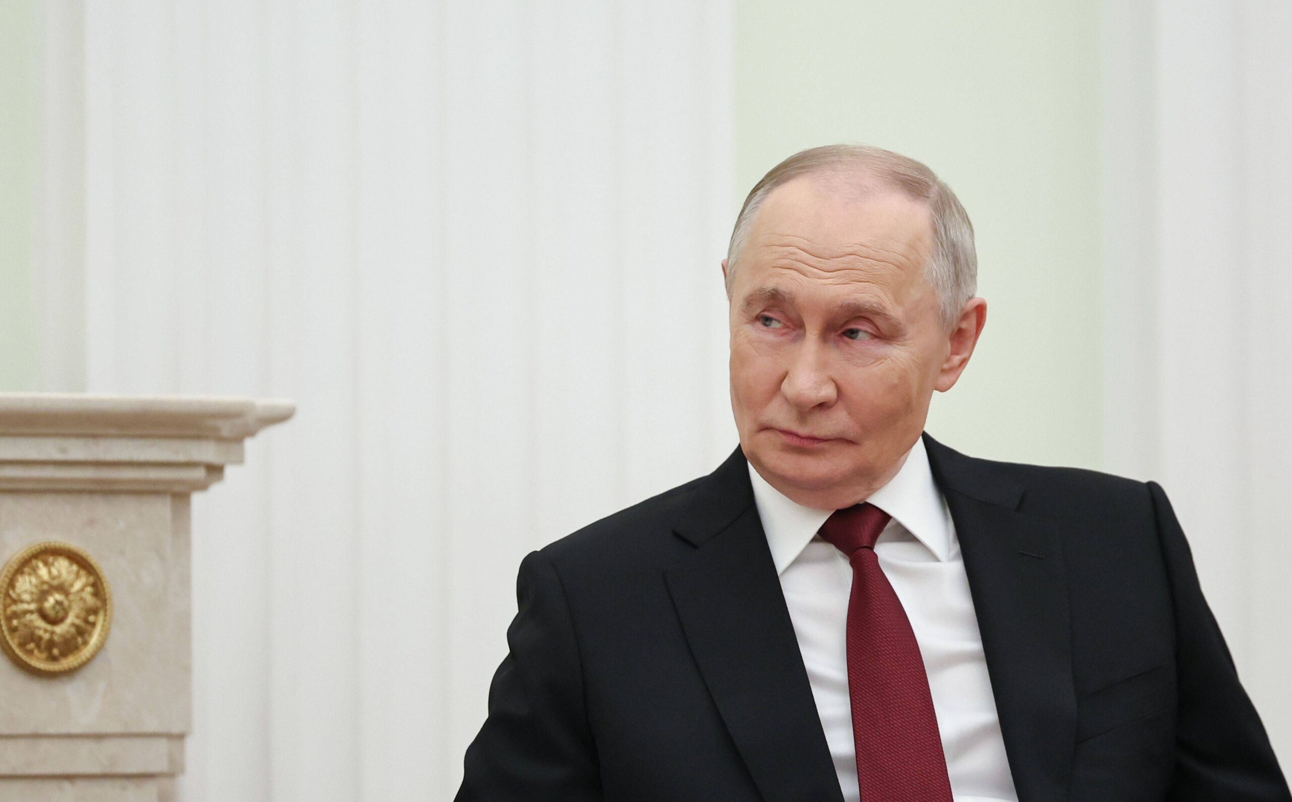 Le président russe Vladimir Poutine reçoit Orbán à Moscou. © Alexander Kazakov