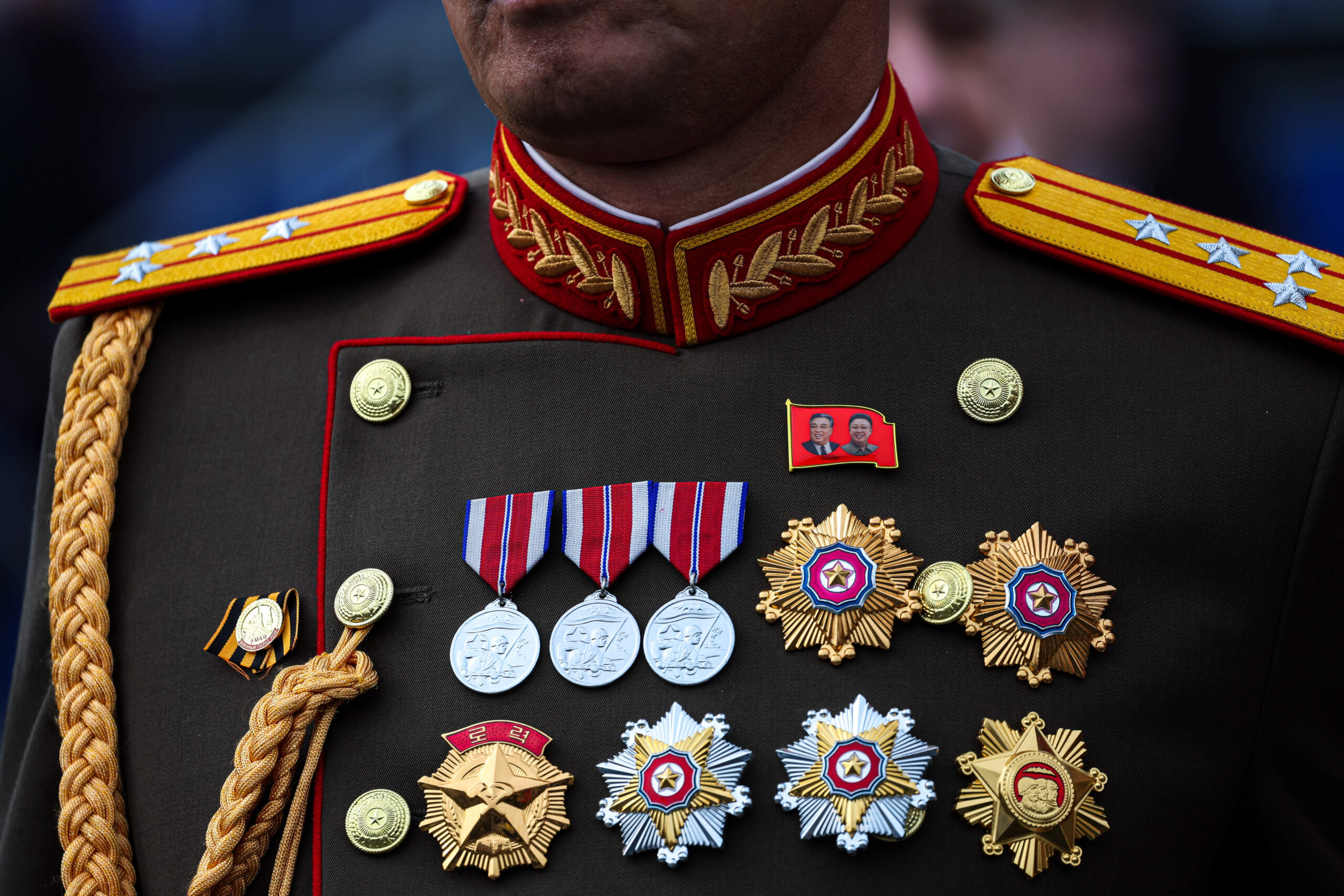 Pour la première fois, des gradés et des soldats Nord-Coréens ont défilé aux côtés des Russes pour le 9-mai. © Alexander Kazakov