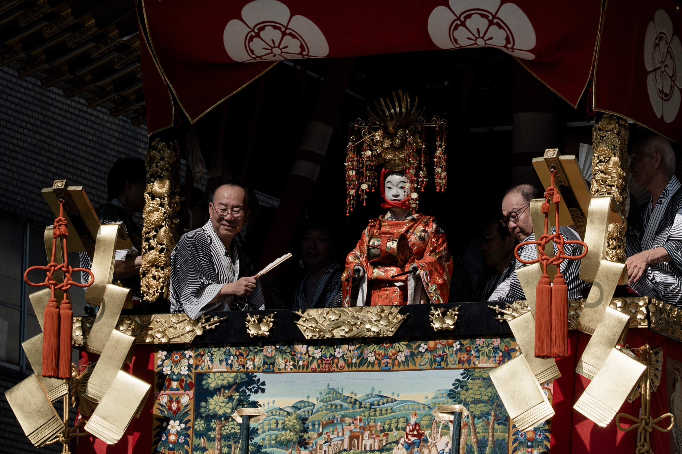 Un char lors de l'un des principaux défilés du festival Gion Matsuri à Kyoto.