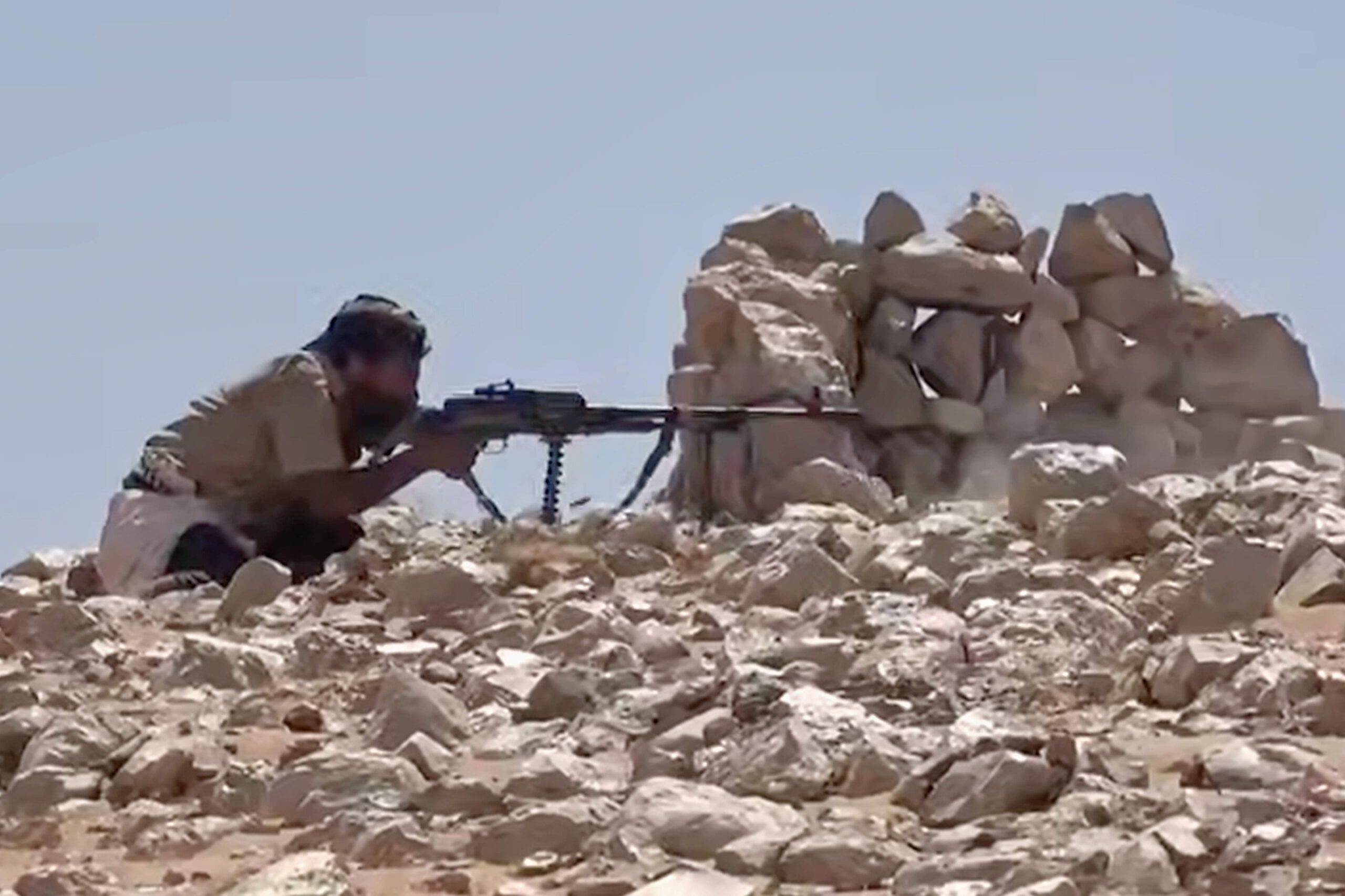 Immagine tratta da un video senza data diffuso martedì 15 settembre 2026 dall’Ufficio stampa di Ansar Allah, il braccio mediatico dei ribelli huthi dello Yemen, che mostra quello che il gruppo presenta come un combattente huthi.